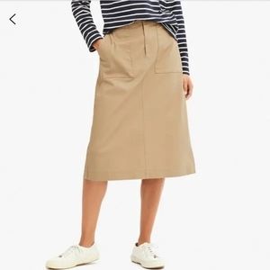 🌟🌟Closet Clearance🌟🌟🌟Uniqlo Beige Cargo Baker Skirt